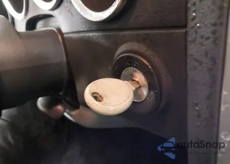 2006 Dodge Charger Srt8 z USA, uszkodzony, nr VIN 2B3LA73W46H371154